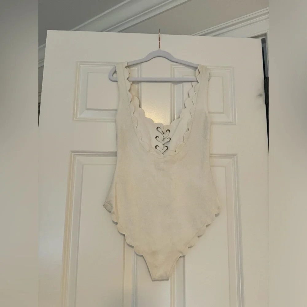 WOMENS size S (tag removed) Marysia Palm Springs tie maillot in coconut